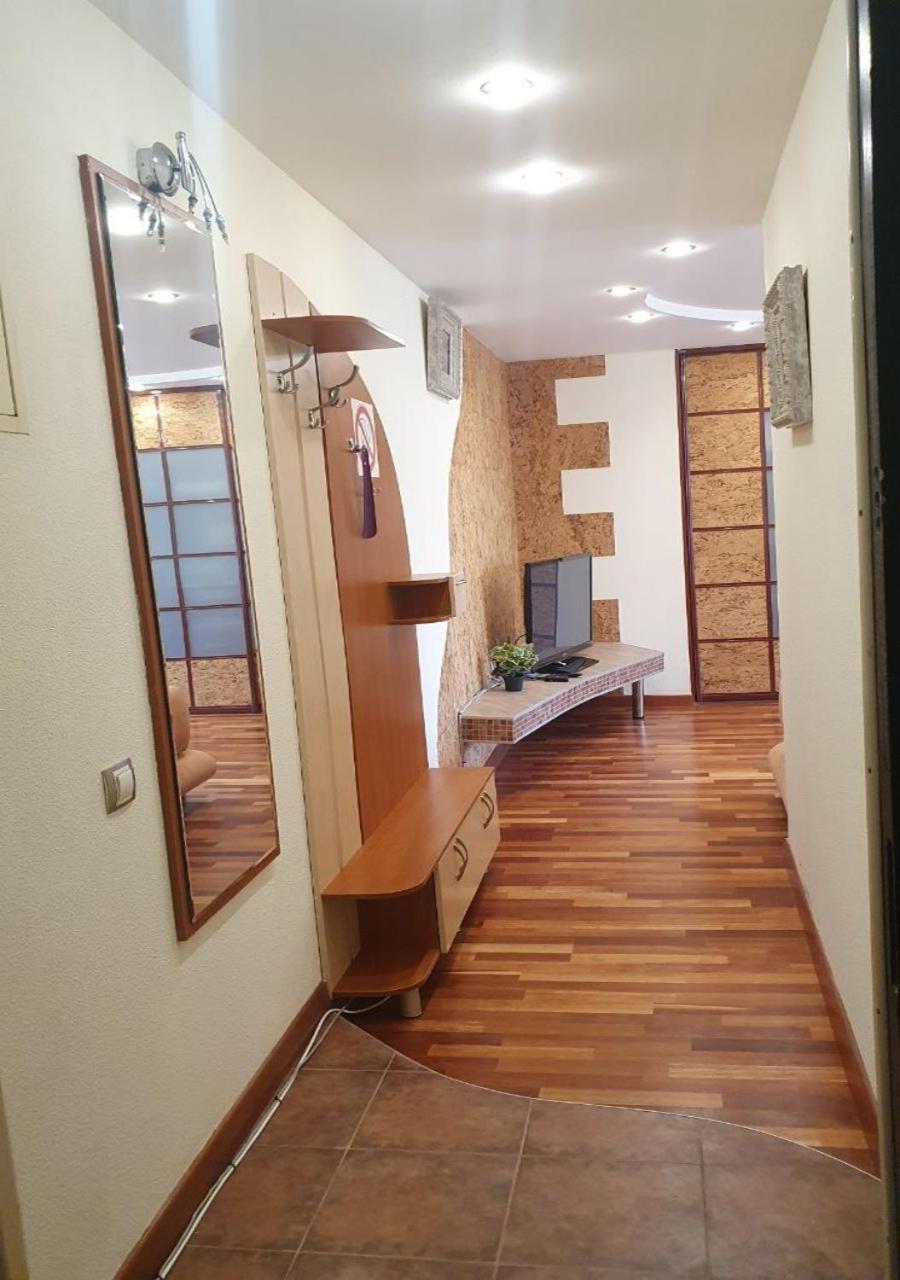 Inn Home Apartments - Pechersk Area Киев Екстериор снимка