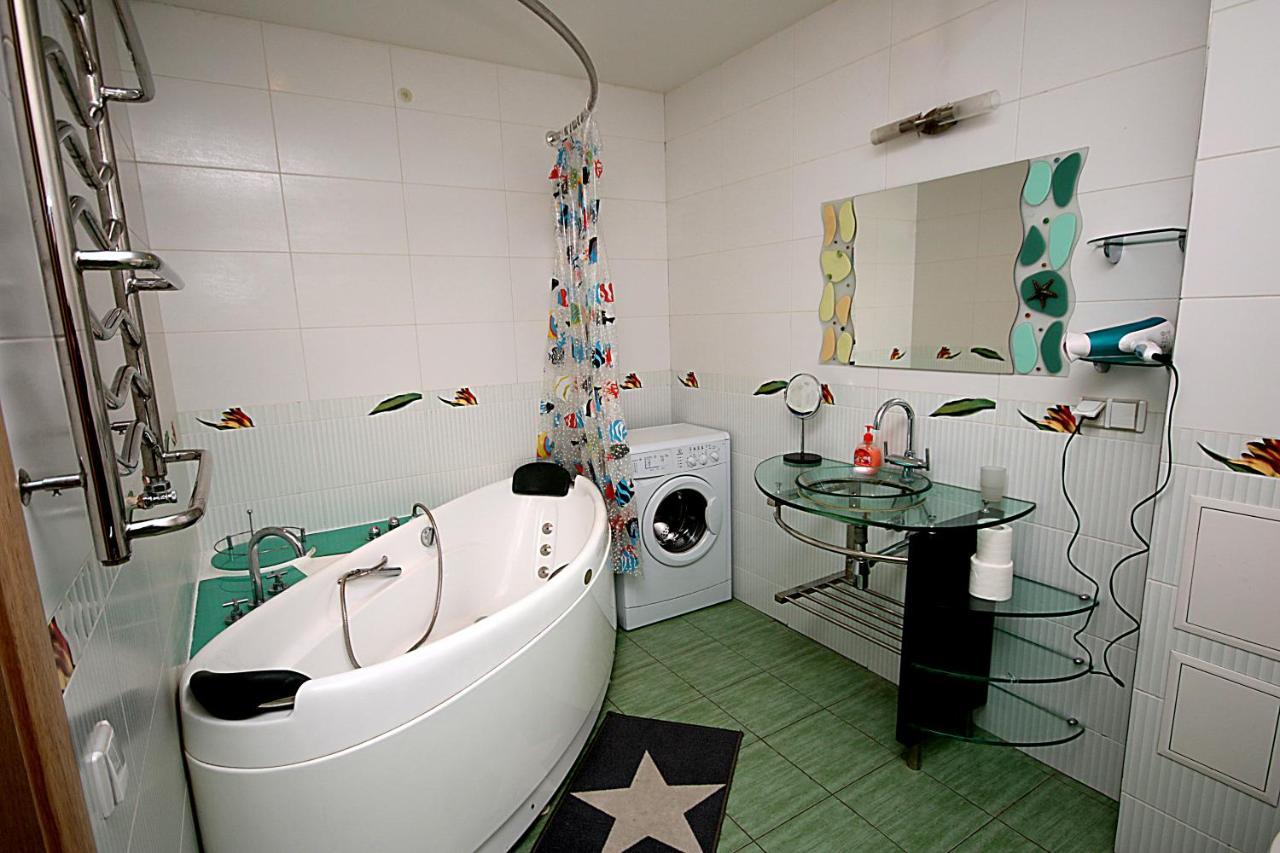 Inn Home Apartments - Pechersk Area Киев Екстериор снимка