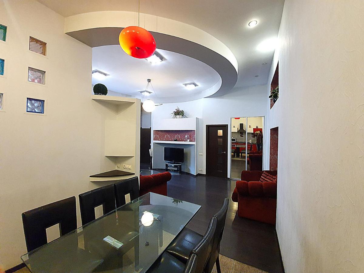 Inn Home Apartments - Pechersk Area Киев Екстериор снимка