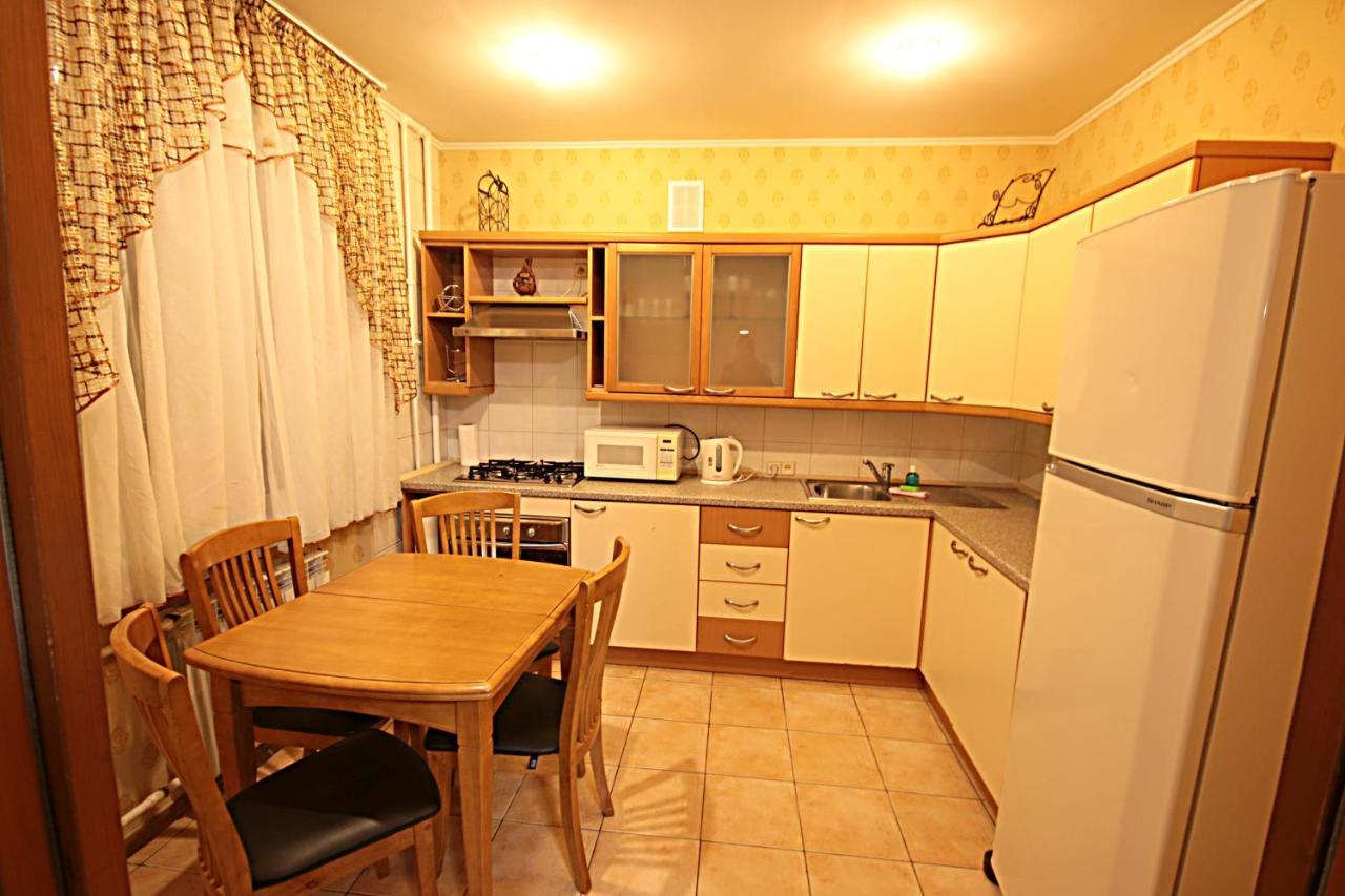 Inn Home Apartments - Pechersk Area Киев Екстериор снимка